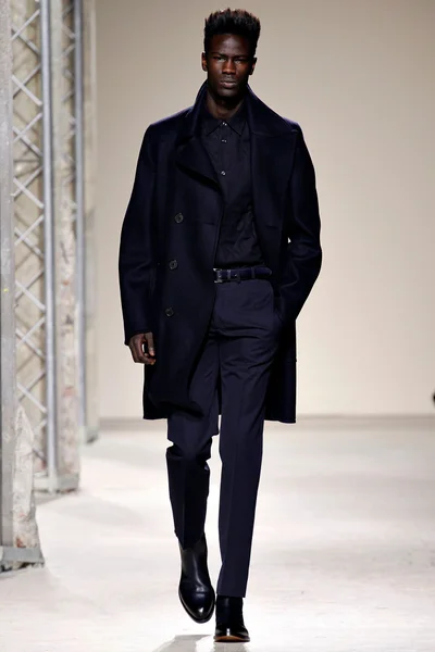 Look 38